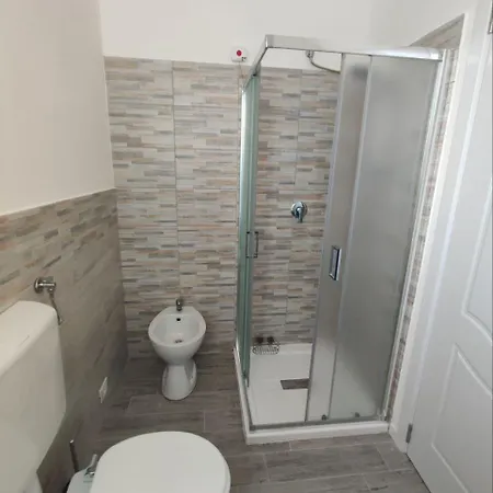 Oda ve Kahvaltı Al Faro Di Barby Falconara Marittima